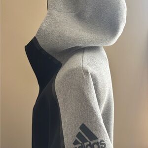 Adidas Black Grey Short Sleeve Full Zip Hooded Shirt Jacket Size M